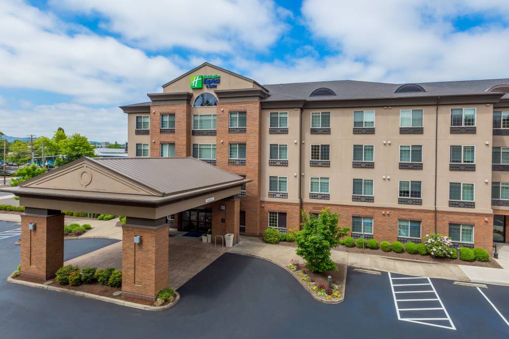 Holiday Inn Exp Stes Eugene 9