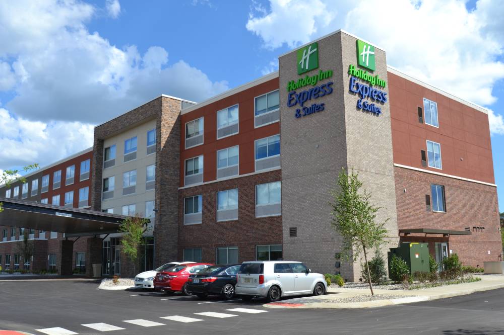 Holiday Inn Exp Stes Goodlettsville N 4