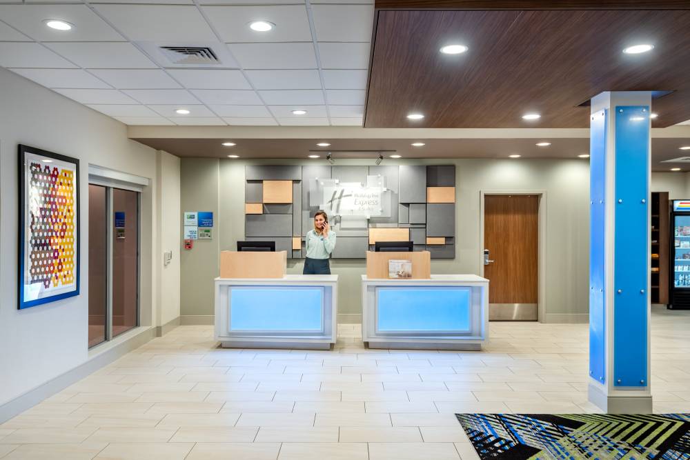 Holiday Inn Exp Stes Punta Gorda 9