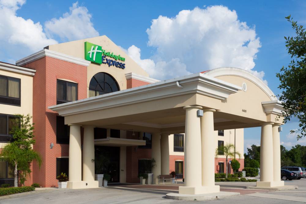 Holiday Inn Exp Stes Sebring 6