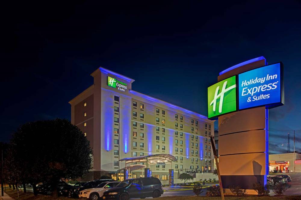 Welcome to the Holiday Inn Express Catonsville MD