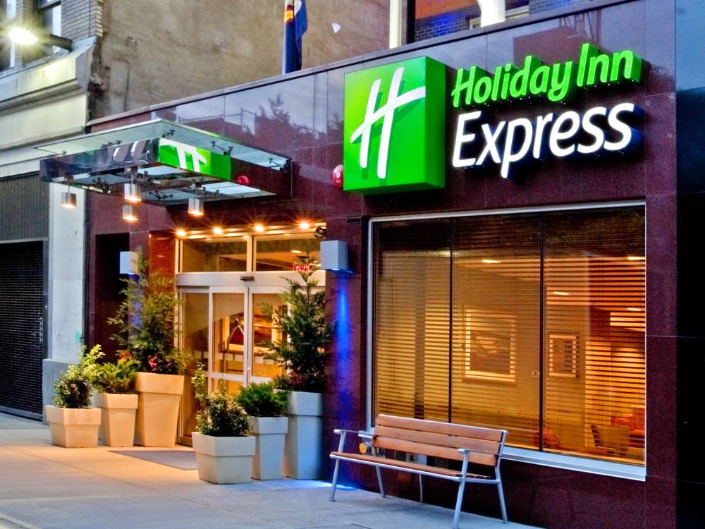 Holiday Inn Exp Times Square 7