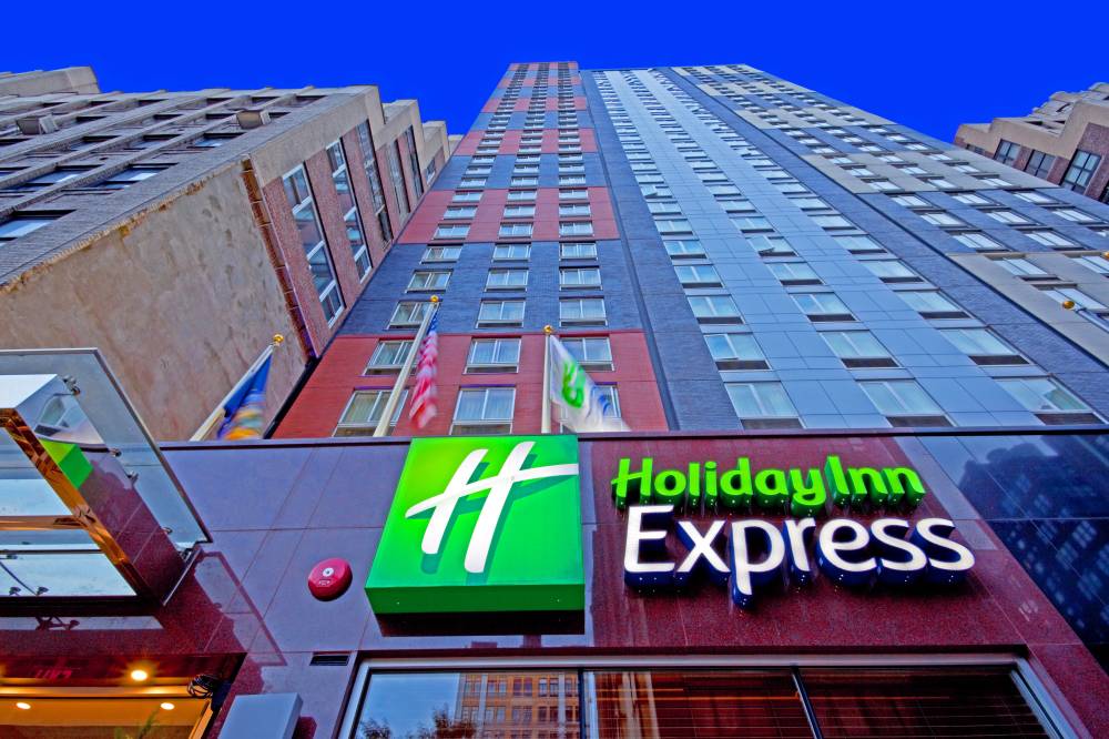 Holiday Inn Exp Times Square 6