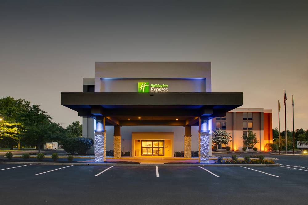 Holiday Inn Exp Voorhees - Mt. Laurel 3