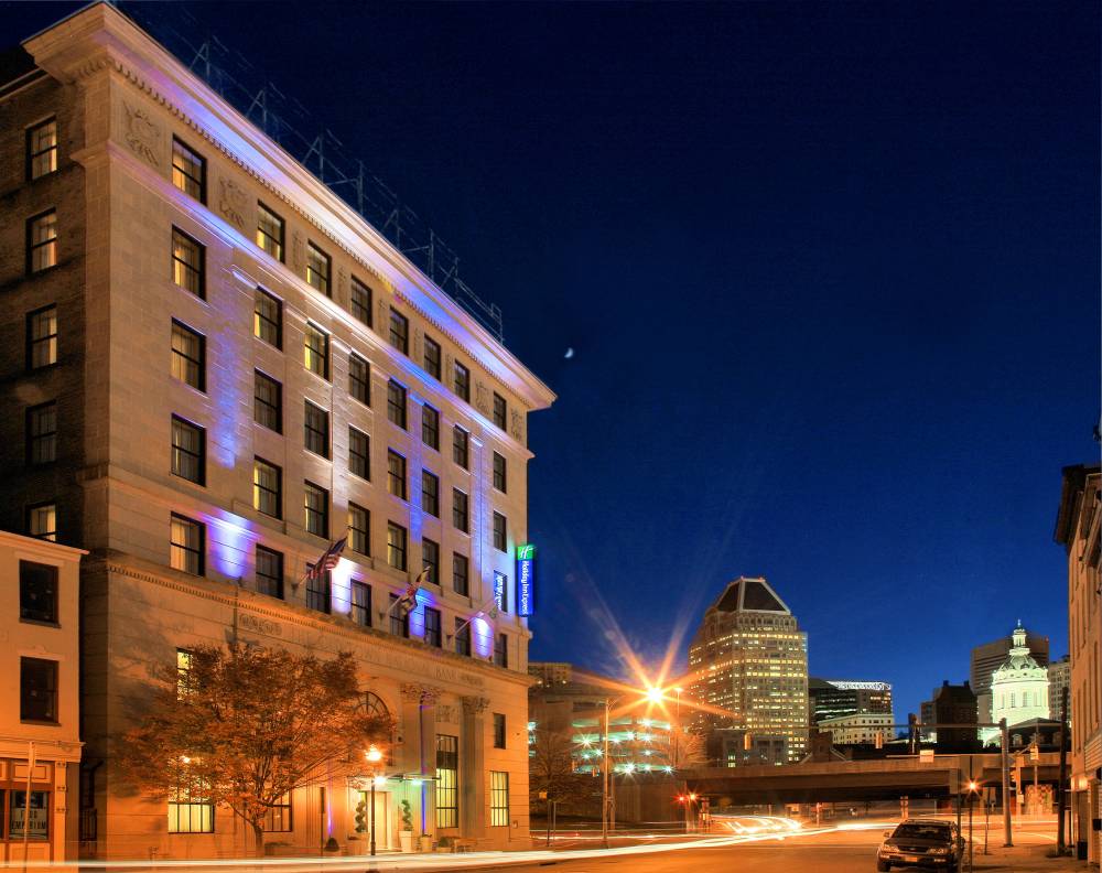 Holiday Inn Express Baltimore Downtown 6