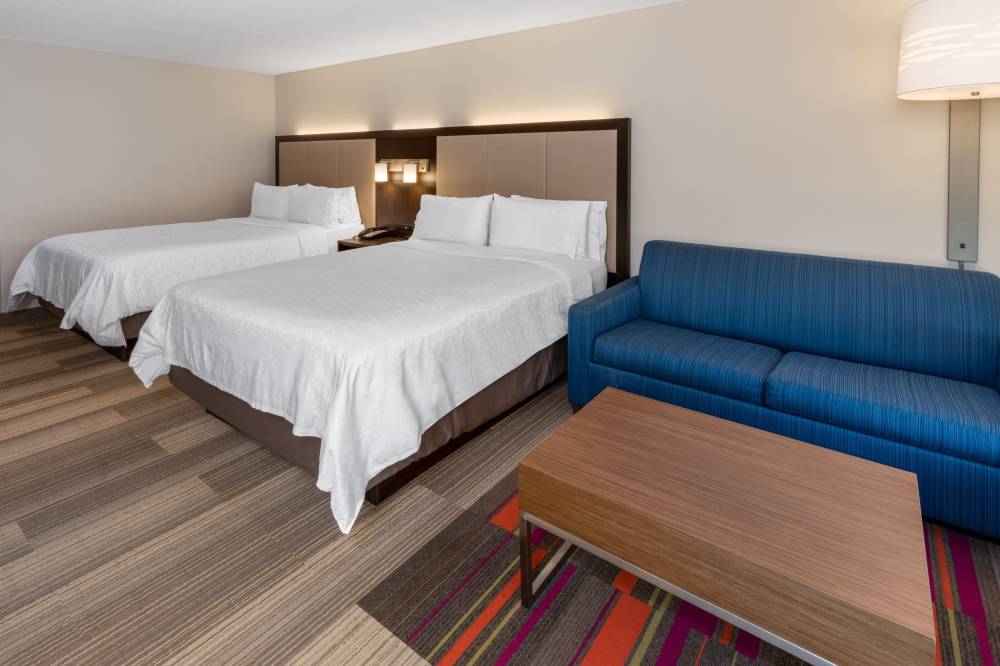 Holiday Inn Express Minden 7