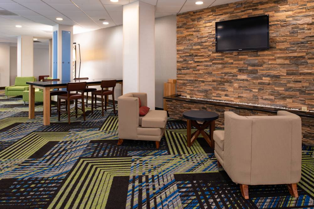 Holiday Inn Express Towson Baltimore N 6