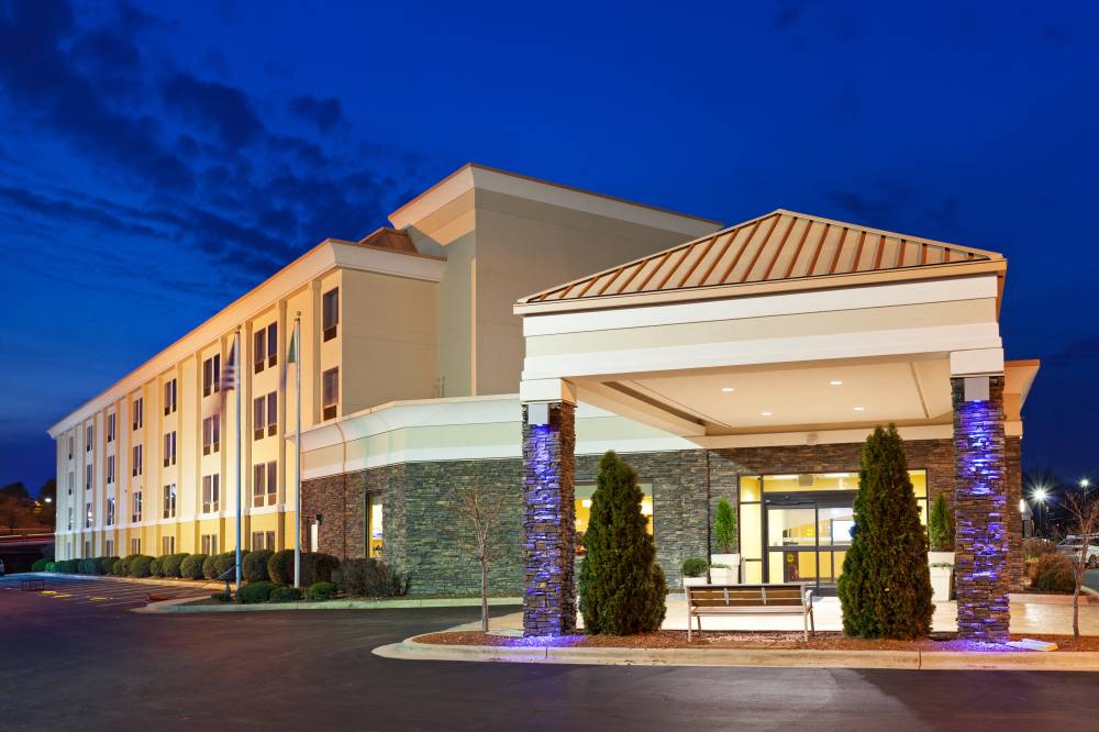 Holiday Inn Express Wendover 4