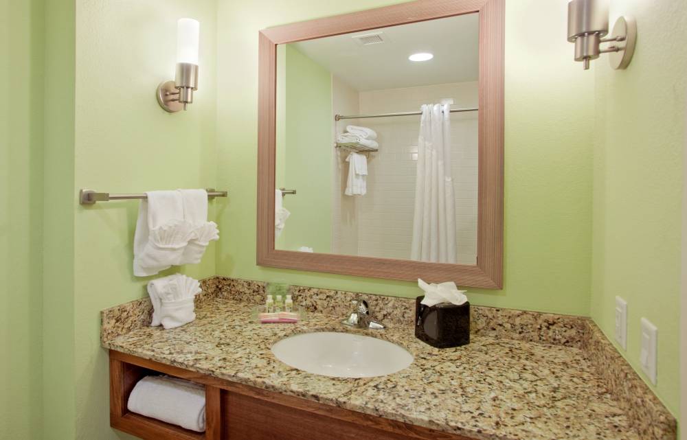 Get ready with ease in our well equipped bathrooms