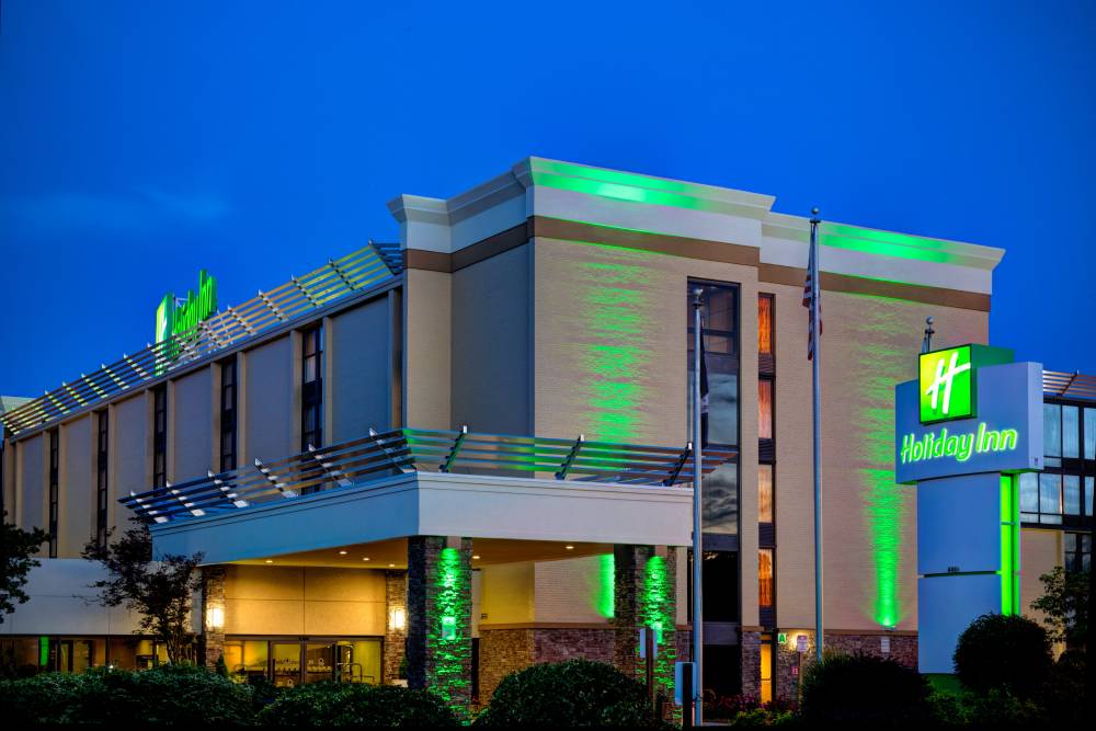 Holiday Inn Tanglewood 5