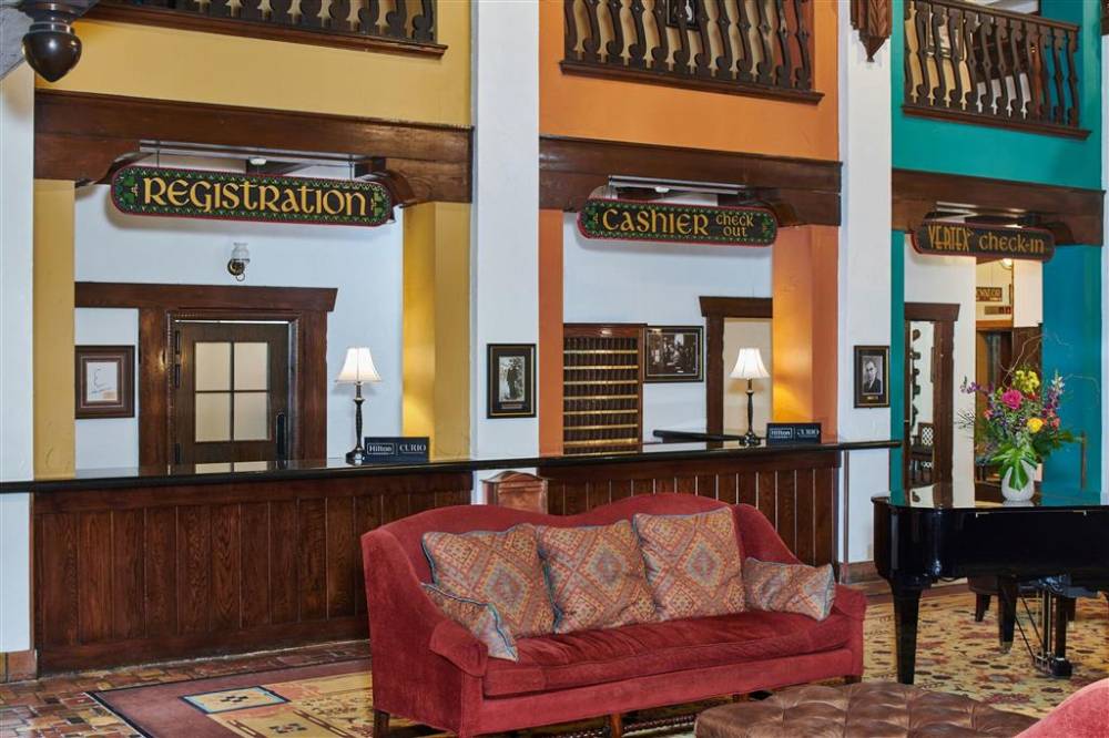 Hotel Alex Johnson Rapid City  Curio Collection By Hilton 4