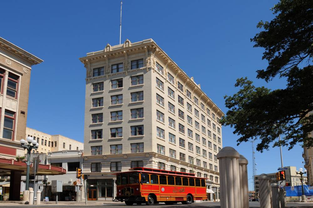 Hotel Gibbs Exterior