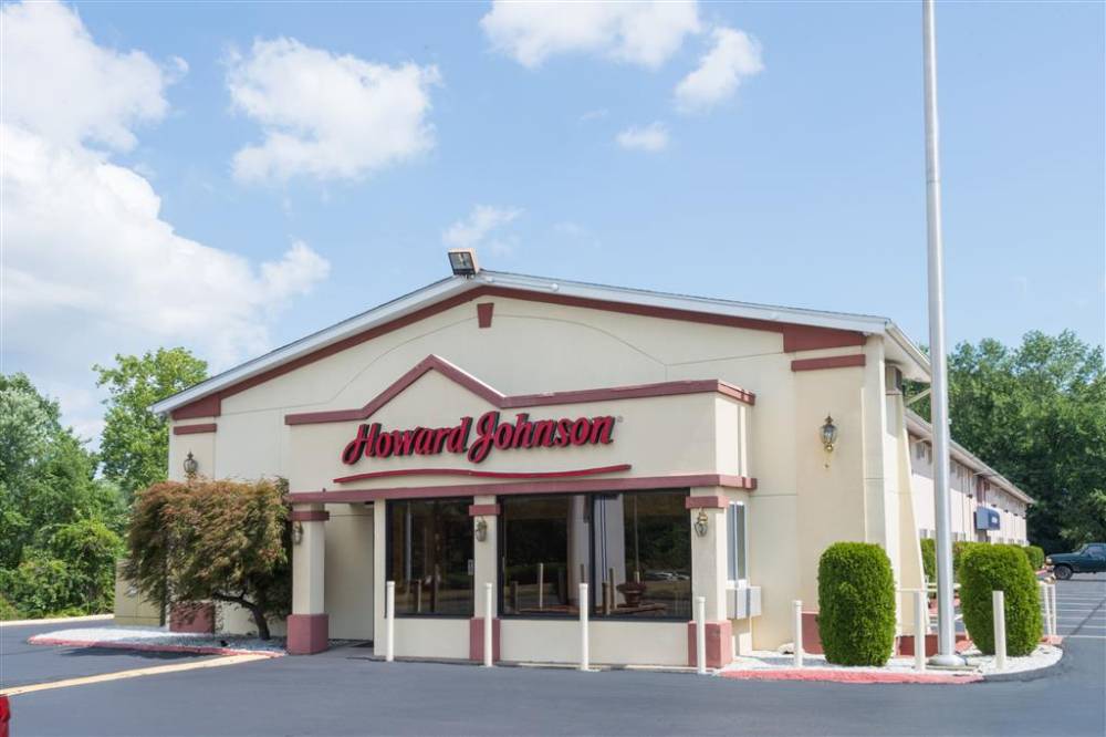 Welcome to Howard Johnson Express Inn Rocky Hill