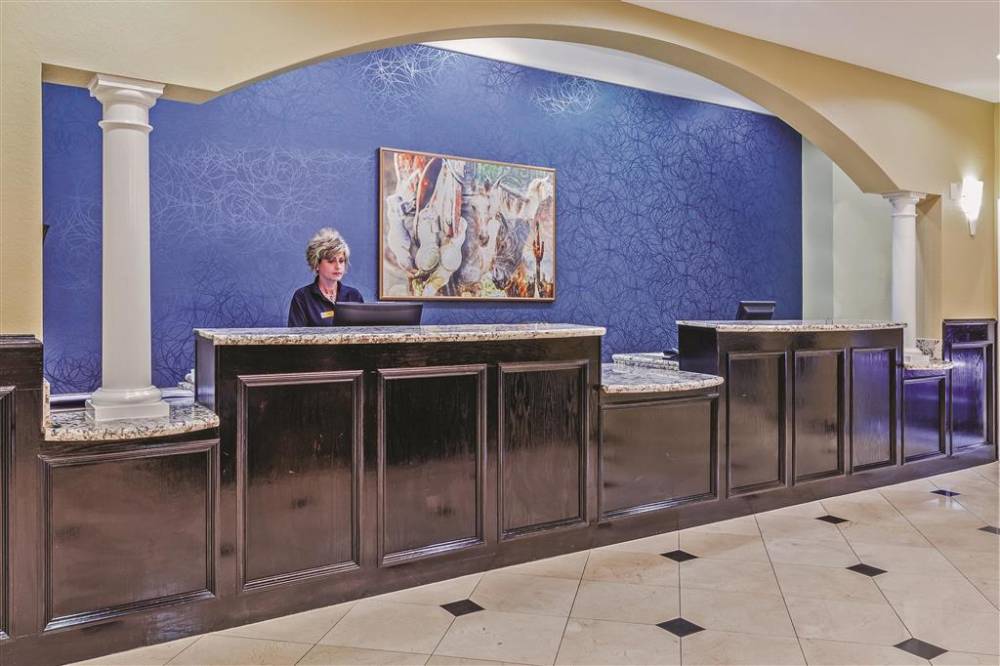 La Quinta Inn & Suites By Wyndham Pearland - Houston South 4