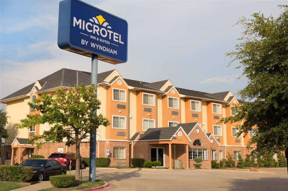 Welcome to the Microtel by Wyndham GarlandDallas