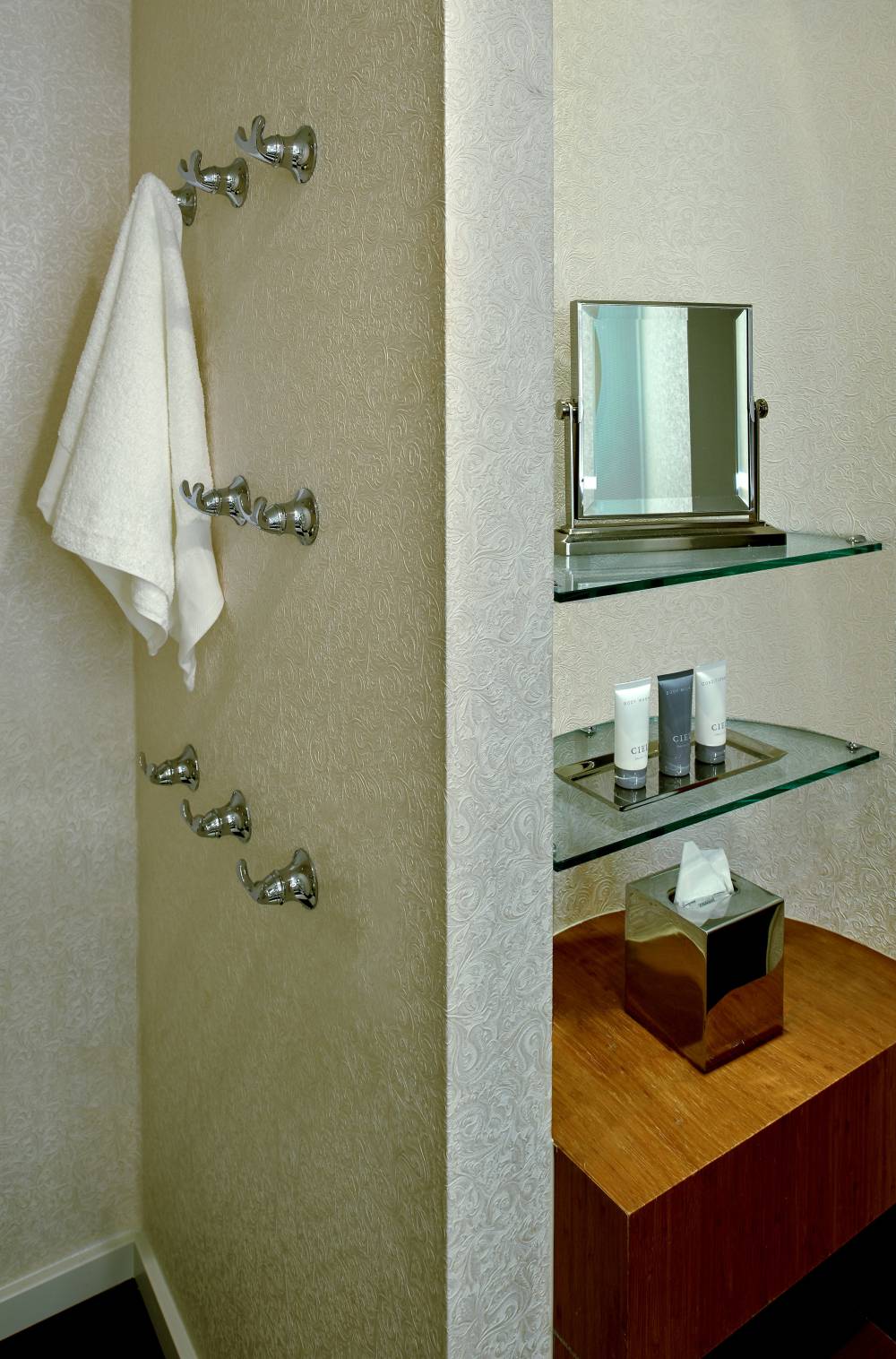 MLAOne Bedroom Bathroom Amenities