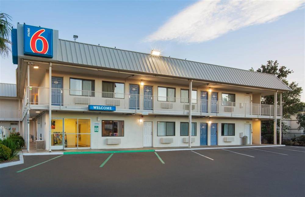 Motel Woodland Sacramento Airport exterior