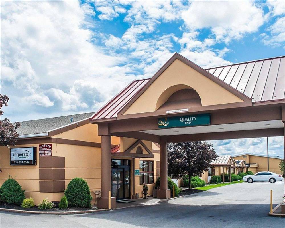 Quality Inn Airport - Hotel near Buffalo Airport