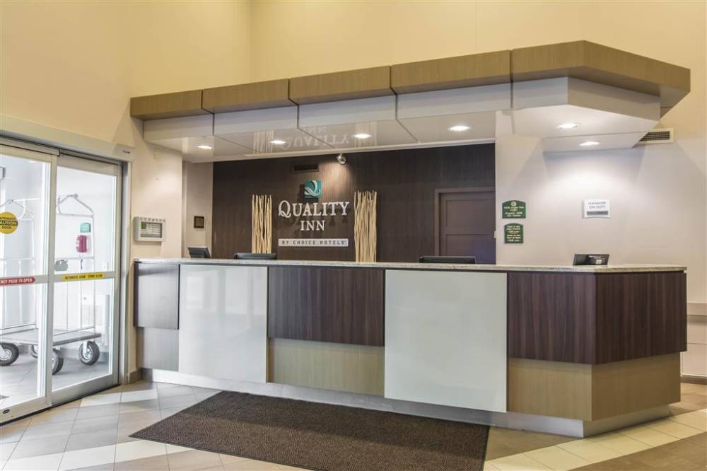 Quality Inn Airport 3