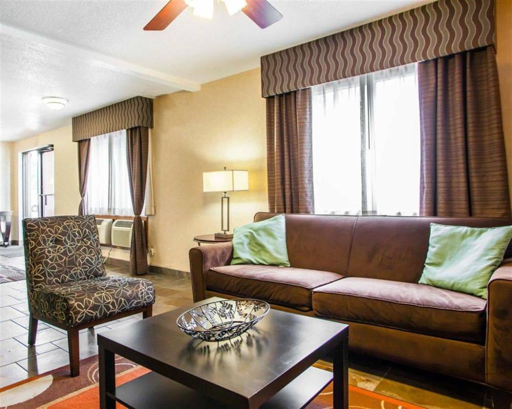 Quality Inn And Suites Ankeny-des Moines 7