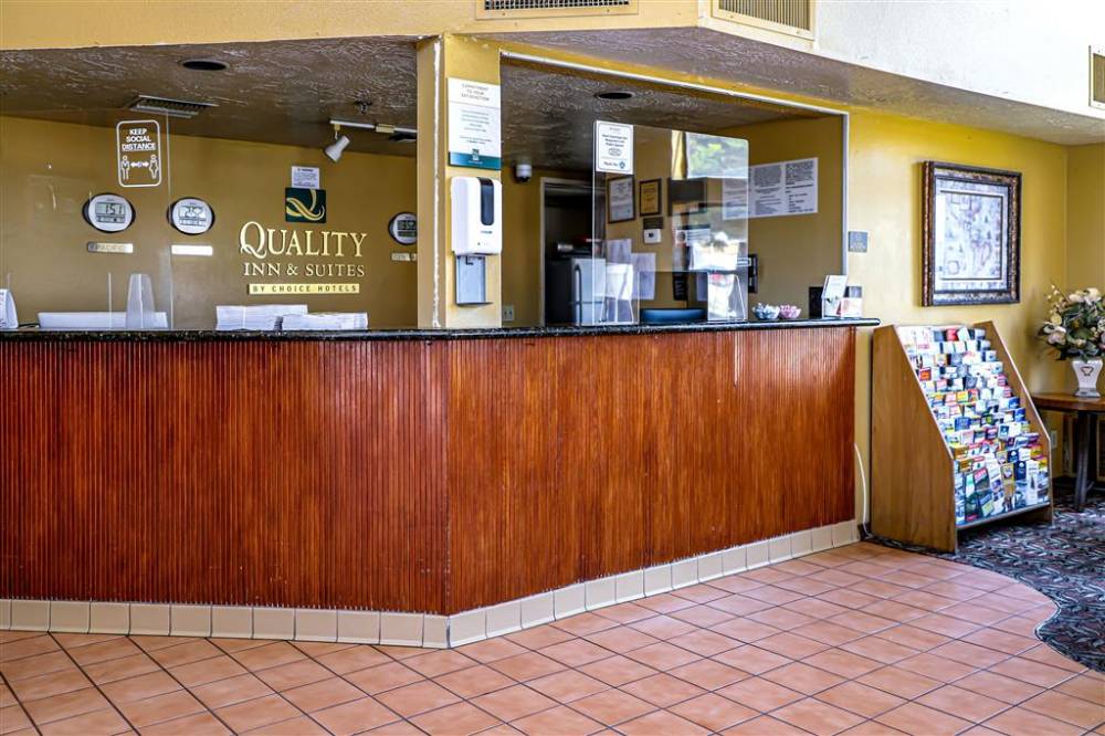 Quality Inn And Suites Camarillo-oxnard 2