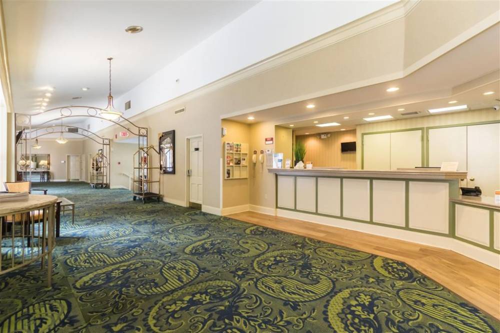 Quality Inn And Suites Conference Center 6