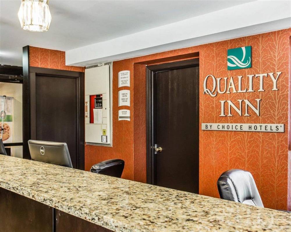 Quality Inn And Suites 5