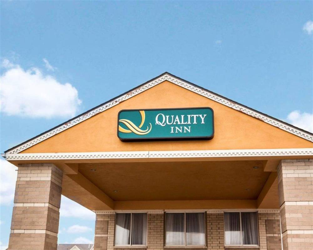 Quality Inn Aurora - Naperville Area 3