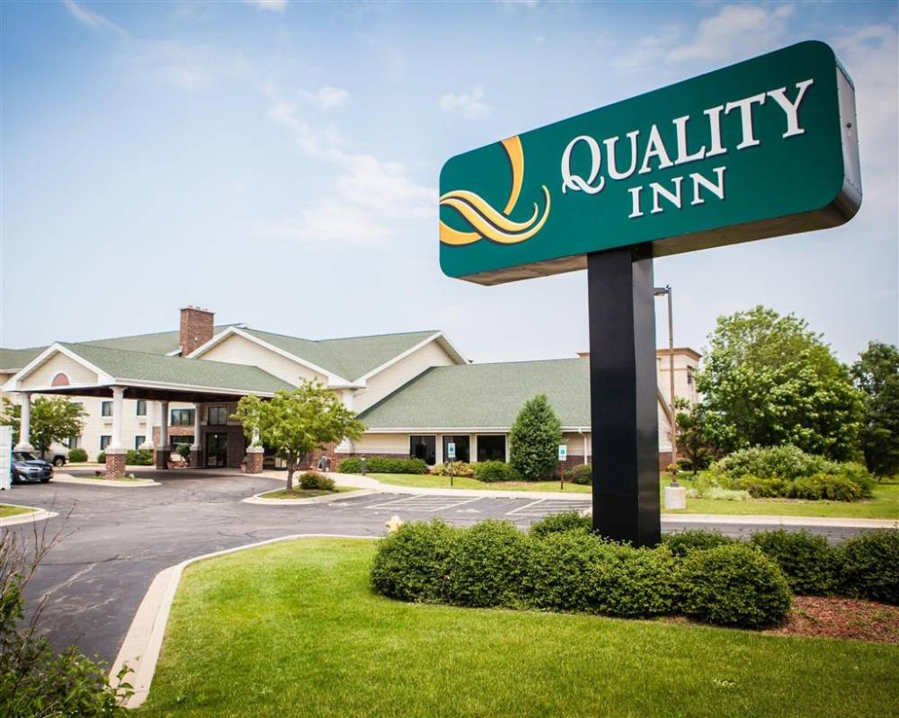 Quality Inn Bolingbrook I-55 2