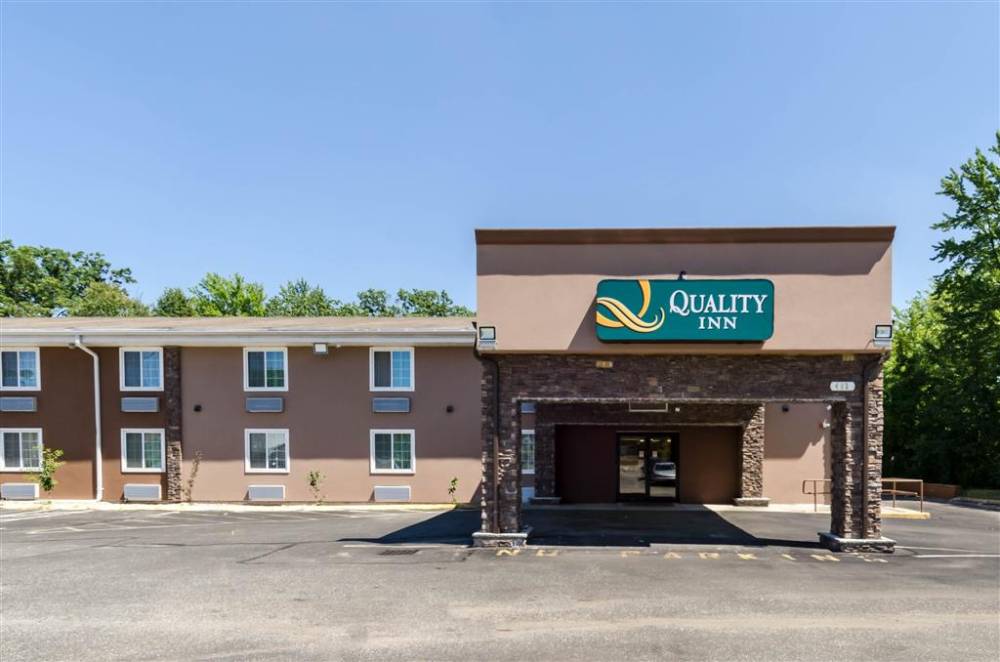 Quality Inn Chicopee-springfield 2