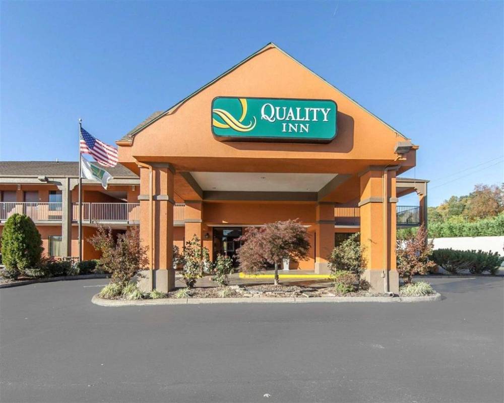 Quality Inn Johnson City TN hotel