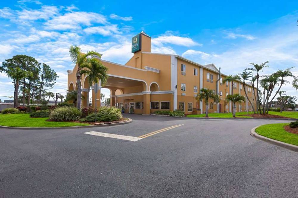 Quality Inn Sarasota I-75 2