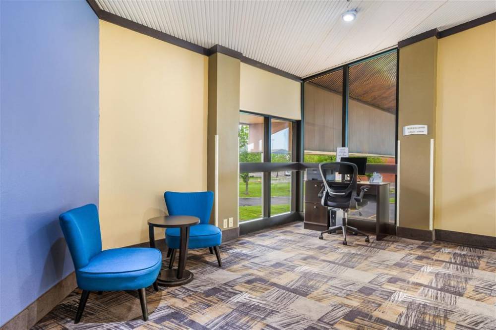 Quality Inn & Suites Florence - Cincinnati South 9