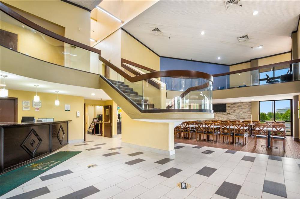 Quality Inn & Suites Florence - Cincinnati South 8