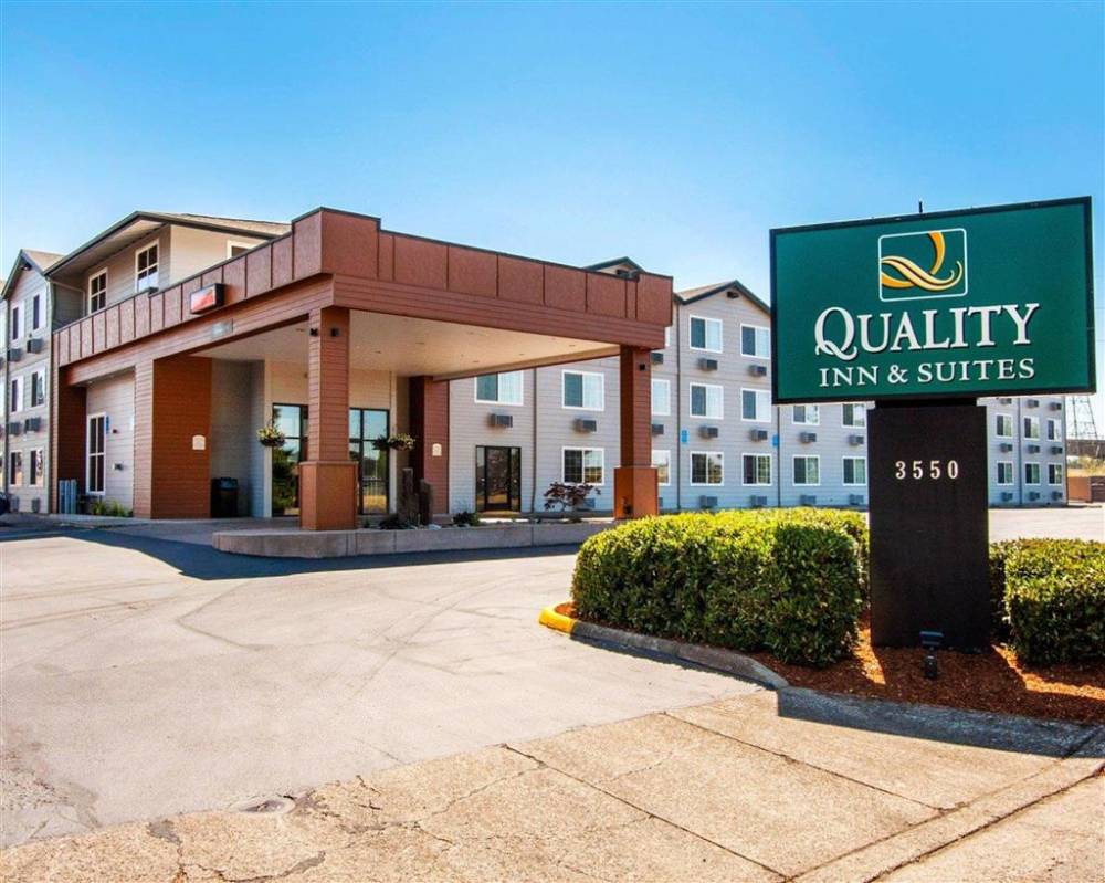 Quality Inn & Suites 2