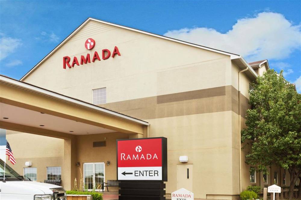 Welcome to the Ramada Louisville Expo Center