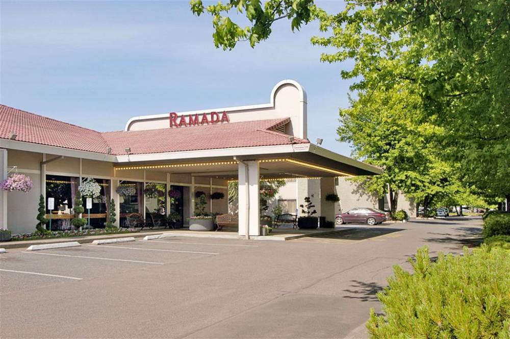 Welcome to the Ramada Portland Airport