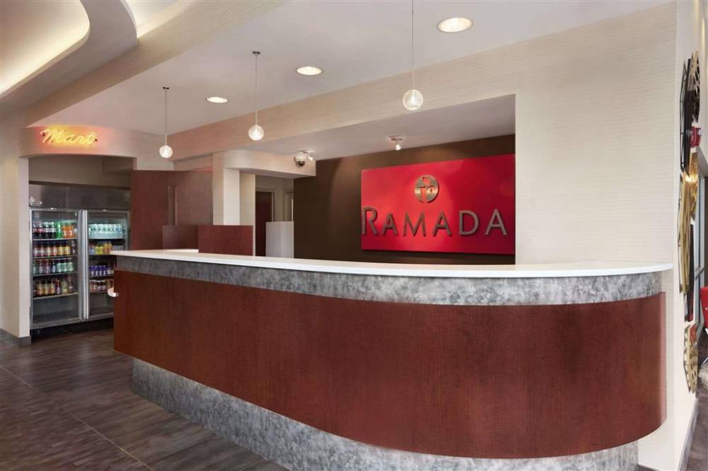 Ramada By Wyndham Rockville Centre 4