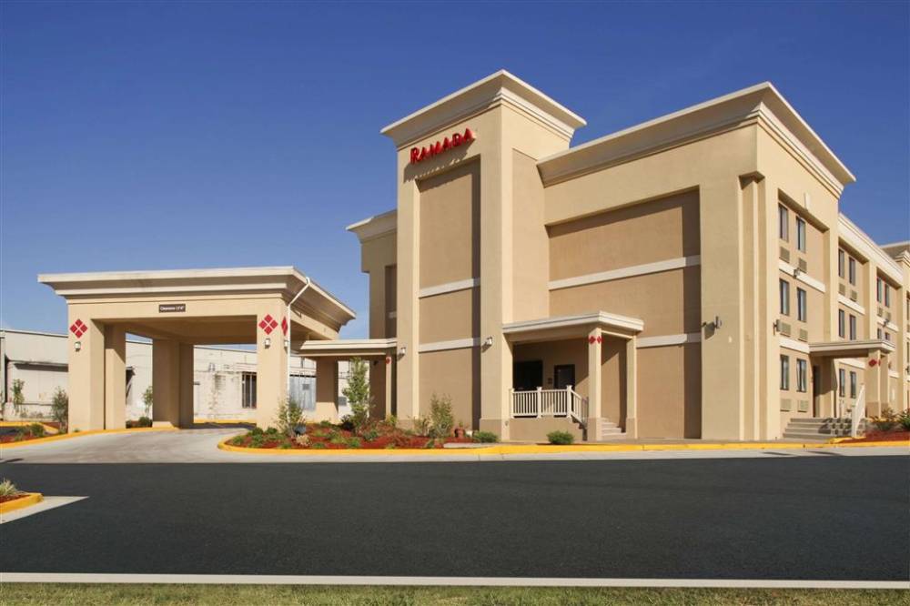 Welcome to the Ramada Tulsa