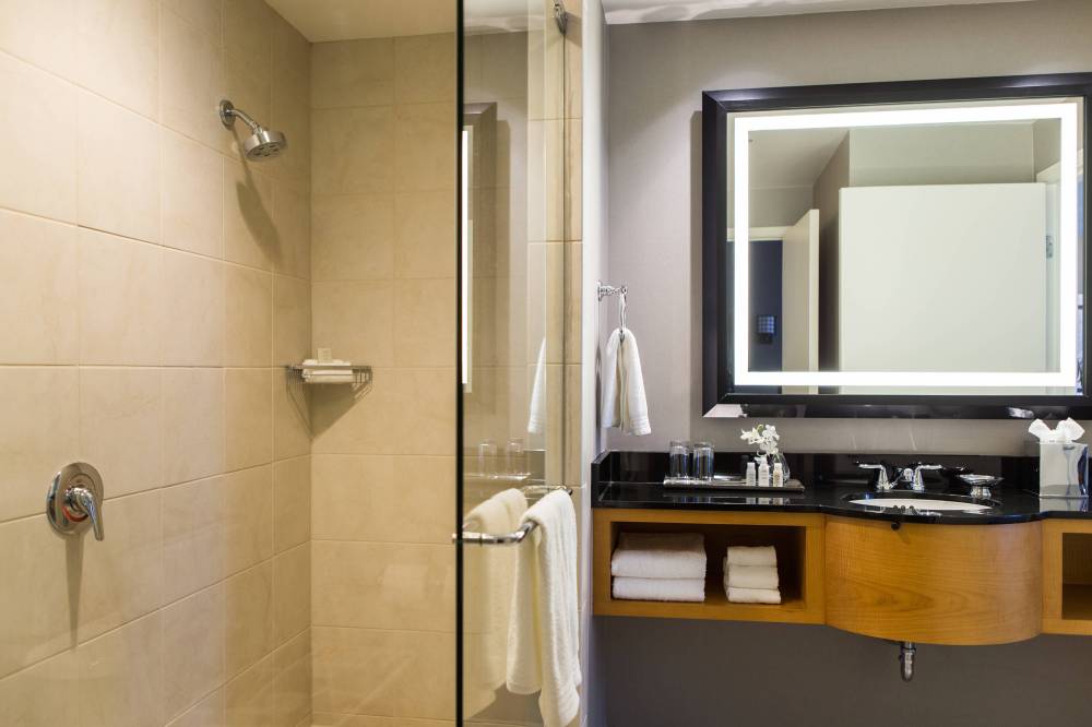 Suite - Bathroom