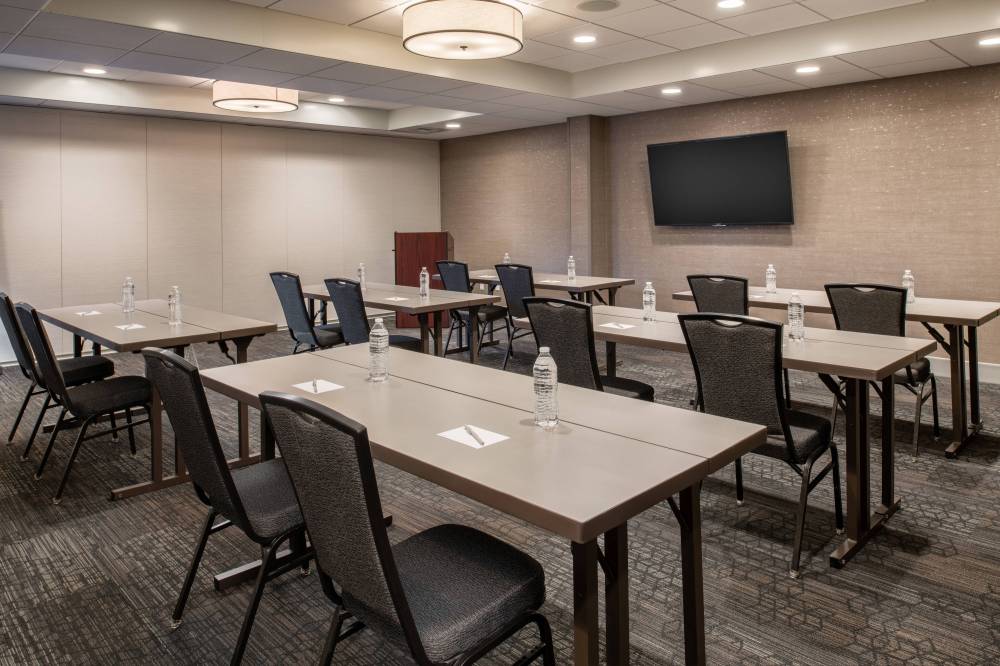 Meeting Room - Classroom Setup