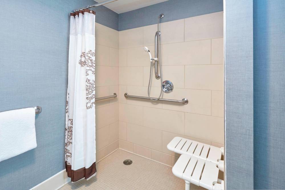 Accessible Guest Bathroom