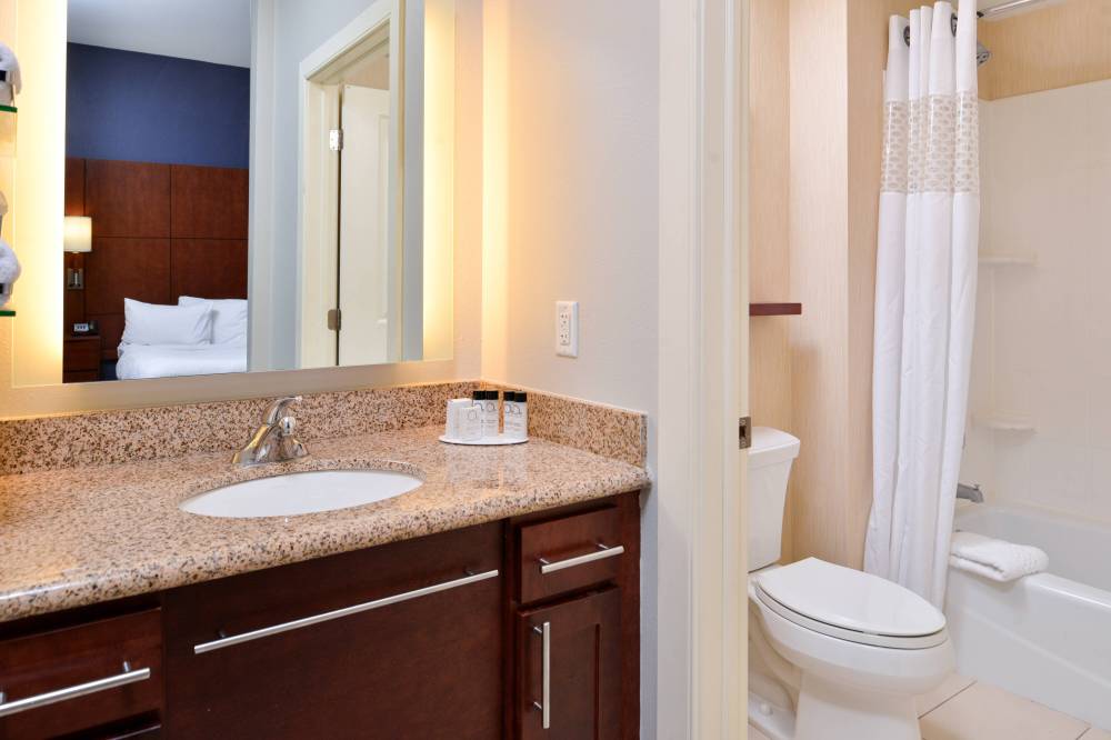 Two-Bedroom Suite Bathroom