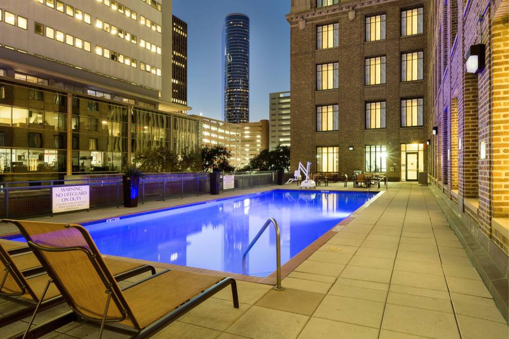 Residence Inn By Marriott Houston Downtown Convention Center 10