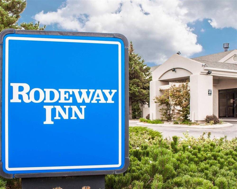 Rodeway Inn Airport 5