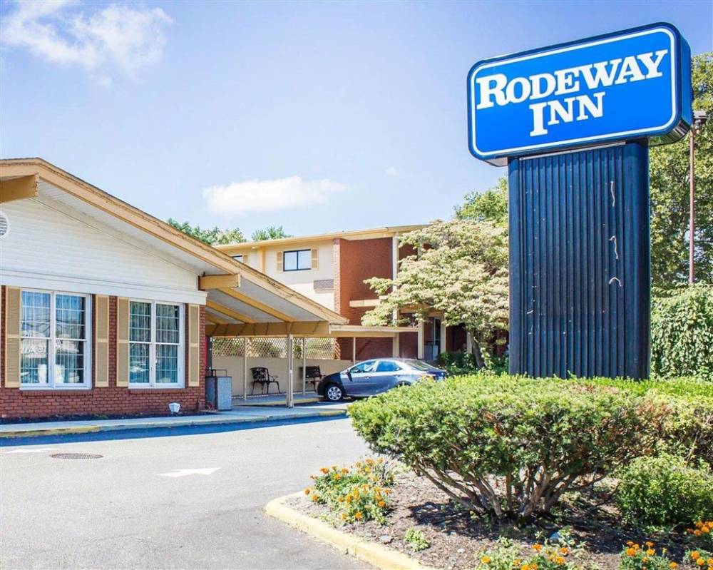 Rodeway Inn Huntington Station - Melville 2