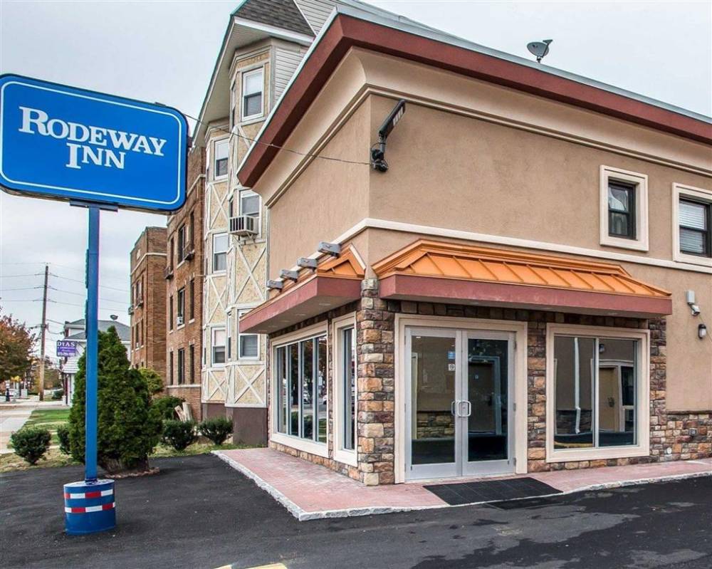 Rodeway Inn hotel in Belleville, NJ