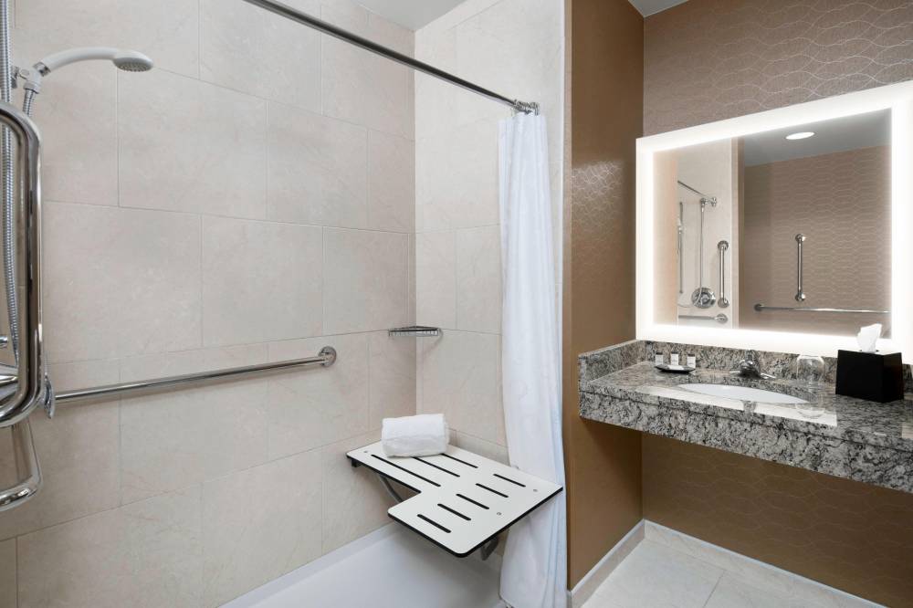 Accessible Guest Bathroom