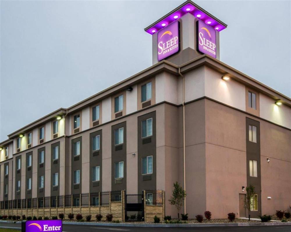 Sleep Inn And Suites And Conference Cent 2