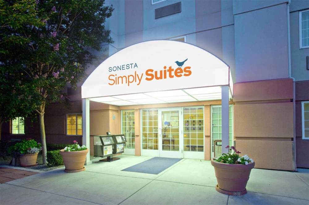 Sonesta Simply Suites Anaheim 2